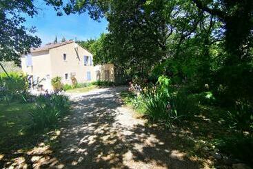 شقق خاصة سياحية Maison La Beaume