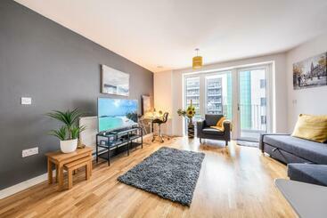 游客公寓 Tranquil Stay In The Heart Of Slough