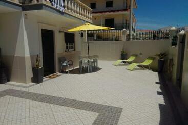 관광객 아파트 Housemaria