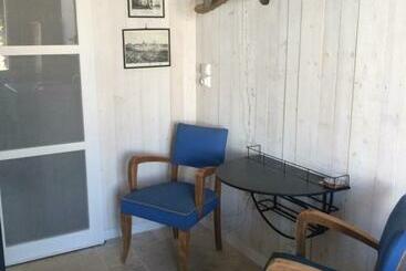 דירות לתיירים La Galerie