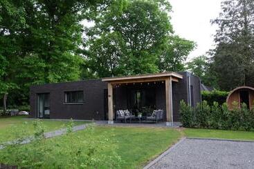 Turistlägenheter The White Oak   Luxe 4 Persoons Bungalow Met Prive Sauna