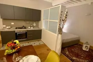 ツーリストアパートメント Sisters’home