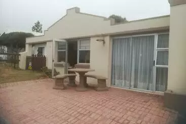 Turistihuoneistot Nou Toe Nou