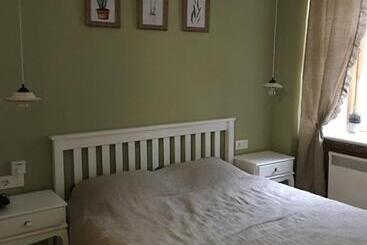 آپارتمان‌های توریست‌ها Cozy&stylish Jonjoli