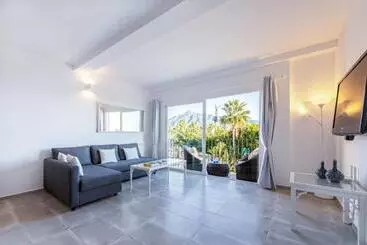 Pisos turísticos Puerto Banus Frontline Apartment With Amazing Sea Views