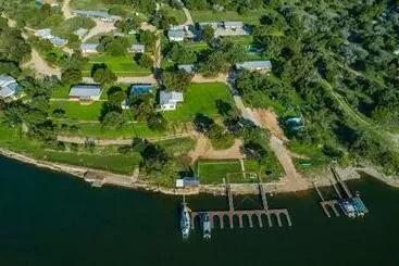 ツーリストアパートメント Thunderbird Lodge