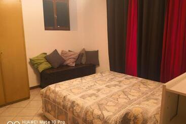 游客公寓 Borgo Volciano Garda Lake App1