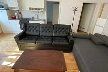 ツーリストアパートメント Villa Acernis