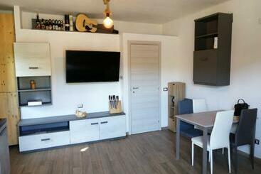 ツーリストアパートメント Welcome Migliarina