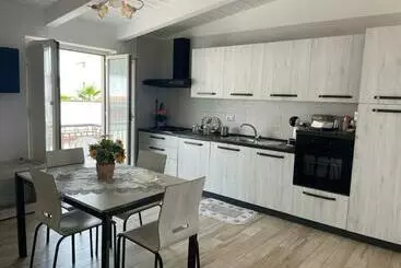 ツーリストアパートメント Casa Di Nonno Sta