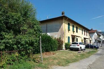 דירות לתיירים Casa Flora