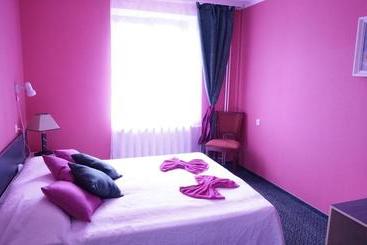 هتل Bajoru Uzeiga