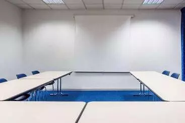 Greet Hotel Evreux Centre   Route De Normandie By Accor