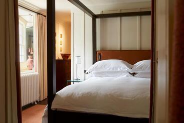 Hotel Grove Of Narberth