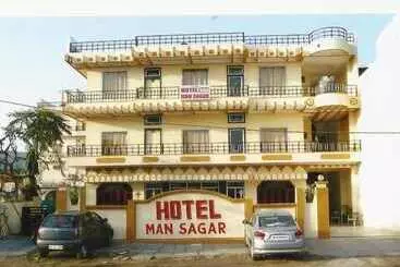 בית מלון כפרי Mansagar