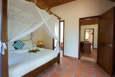 Hôtel Thanh Kieu Beach Resort