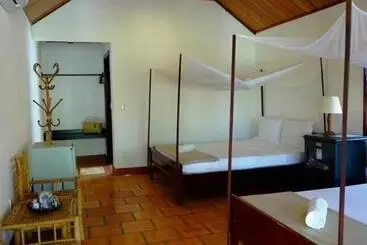 Szálloda Thanh Kieu Beach Resort