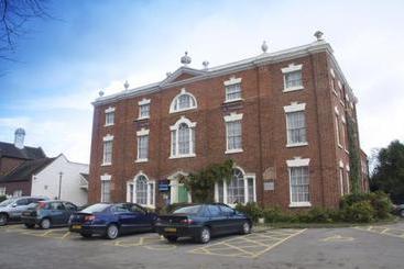 Отель Travelodge Birmingham Kingwinsford