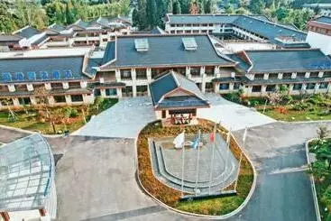 Howard Johnson By Wyndham Lakeview Hotel Kunming