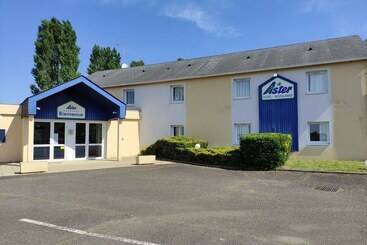 ホテル Initial By Balladins Sable Sur Sarthe