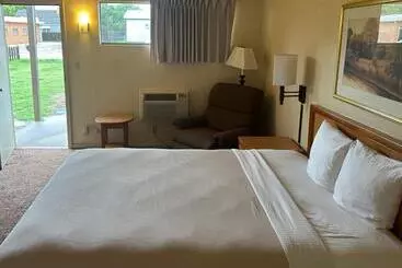 ホテル Big Bend Traveler S Inn