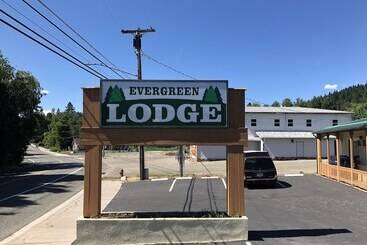 酒店 Evergreen Lodge