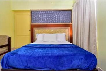 هتل Akshay Residency