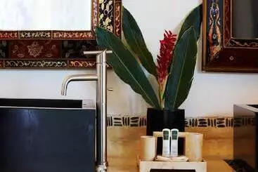 Tentaciones Hotel & Lounge Pool   Adults Only