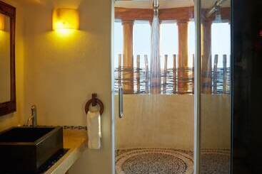 Tentaciones Hotel & Lounge Pool Adults Only