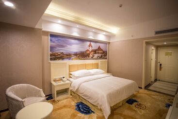 Qing Yuan Vienna Hotel Yang Shan Branch