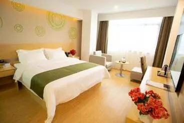 Hotel Greentree Inn Zhoukou Shenqiu Railway Station Zhaofeng Avenue