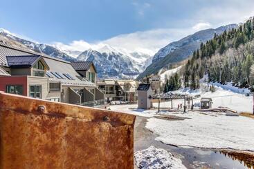 Hotel Double Diamond Ski In/ski Out Chalet