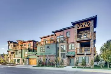 ホテル Bears Den Condo Unit 1