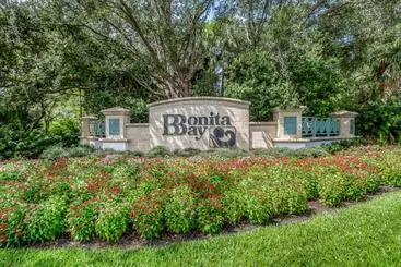 ホテル Bonita Bay Escape