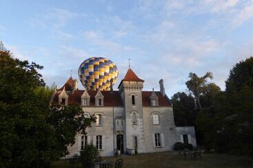 בית מלון כפרי Château Des Salles