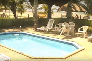 בית מלון כפרי Pousada Solmar Japaratinga