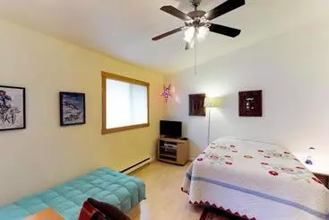 Hotelli Cozy Crystal Mountain Condo