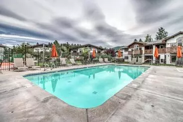 ホテル Icicle Village Resort 402: Juniper Studio