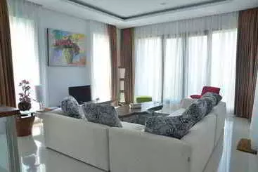 Cemara Villa Dago Private Pool