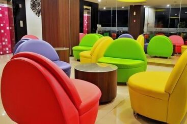 Favehotel Hyper Square