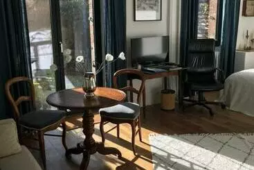 Bed and Breakfast Le Jardin D Alexandre