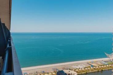 هتل Orbi City Apartments