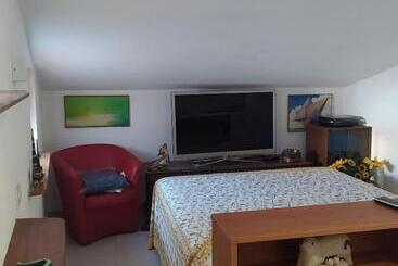 بنسيون Rua Dell Arco 11