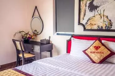 Ruby Hotel Vĩnh Long
