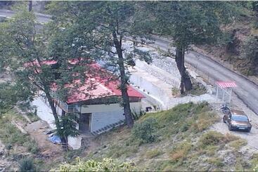 Hotel Peace Space By Wb Inn