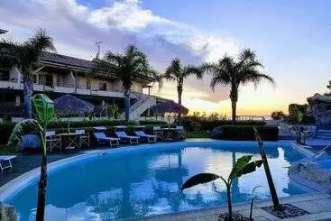 ホテル L' Arcobaleno Resort