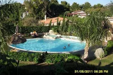 Отель L' Arcobaleno Resort