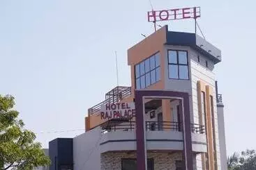 Hotel Raj Palace