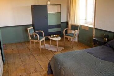 Пансион Un Petit Bout Du Monde