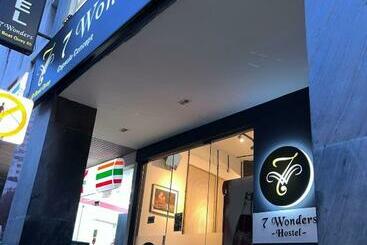 7 Wonders Hostel @ Boat Quay